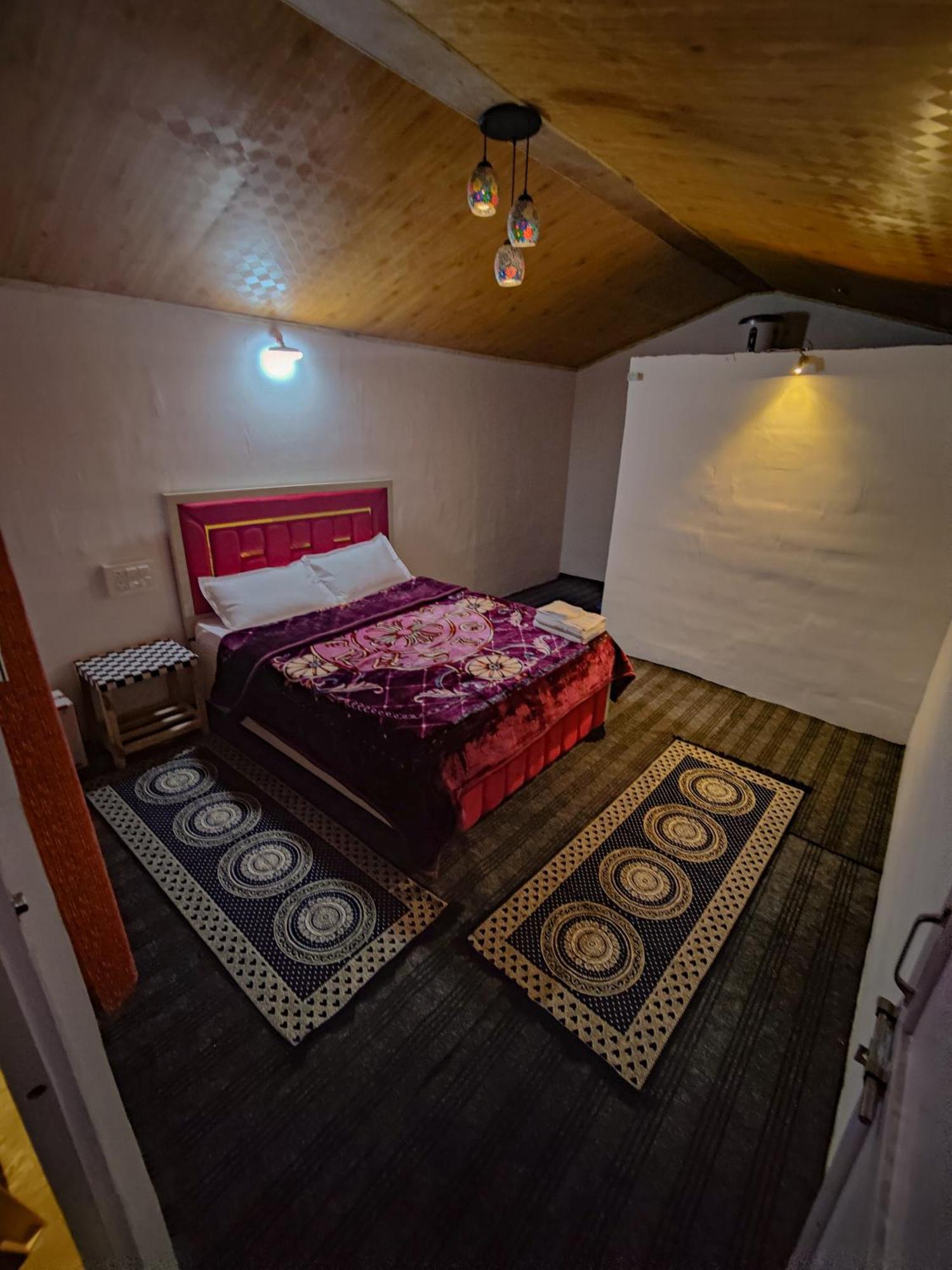 Pandora Riverside Cafe & Stay Kasol Exteriör bild